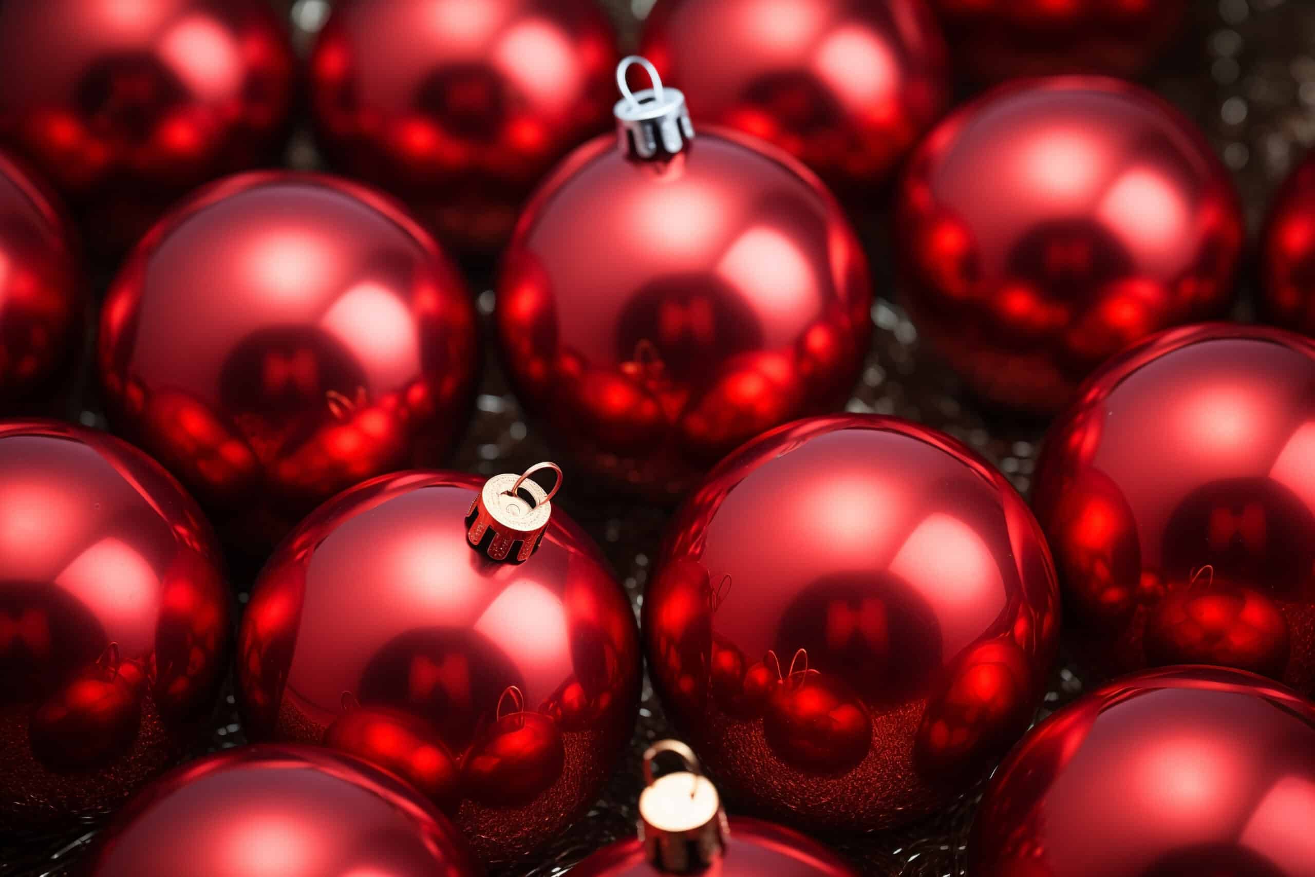 red christmas balls close-up, selective focus